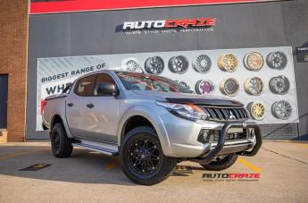MITSUBISHI TRITON HOSTAGE MATTE BLACK
